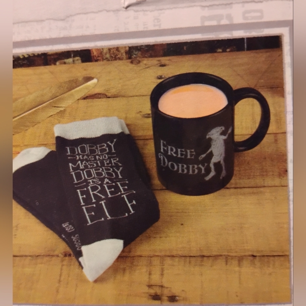 Harry Potter Free Dobby Black Mug & Socks Set NWT
